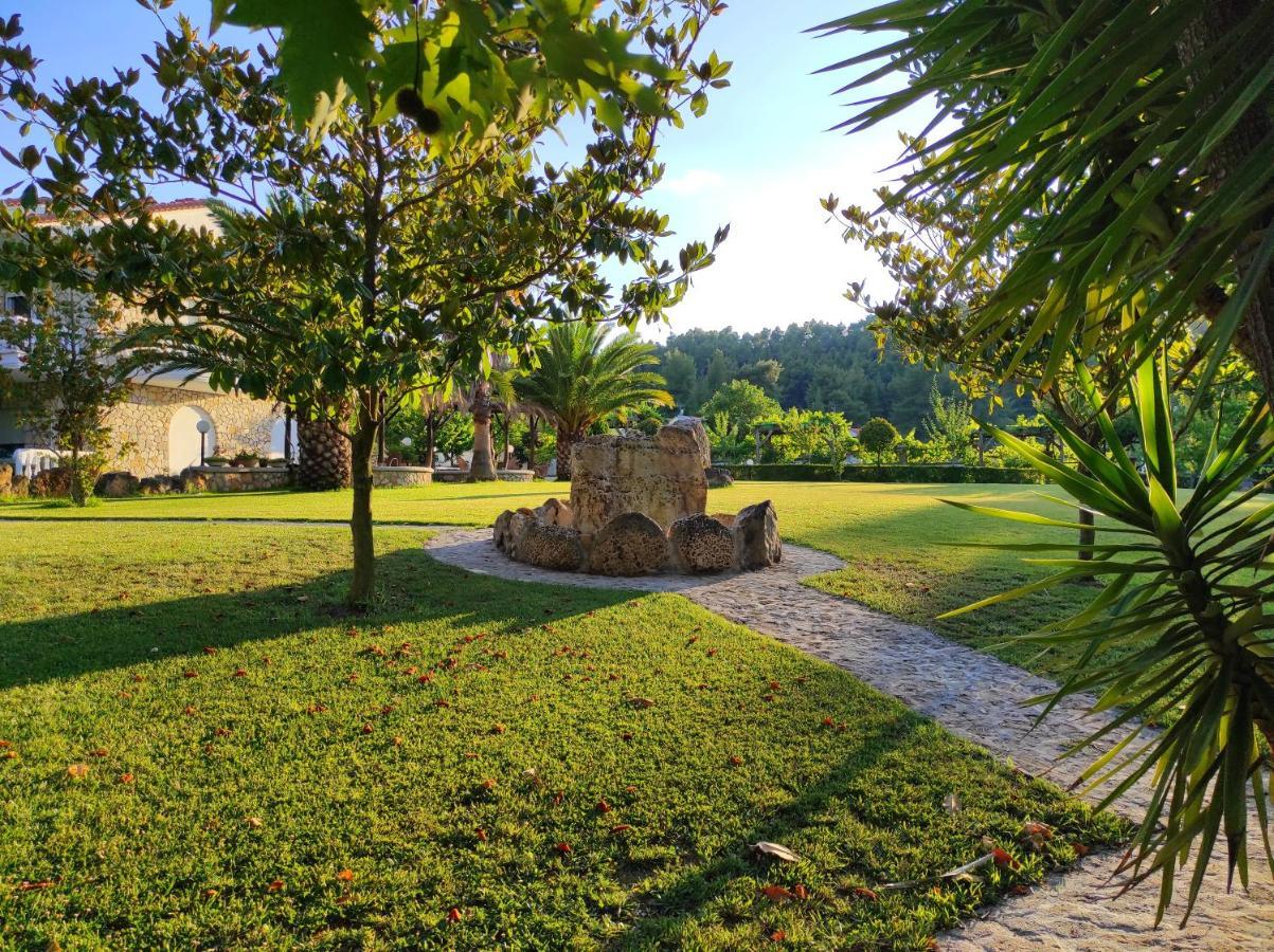Chrouso Apartments ปัลลูรี ภายนอก รูปภาพ