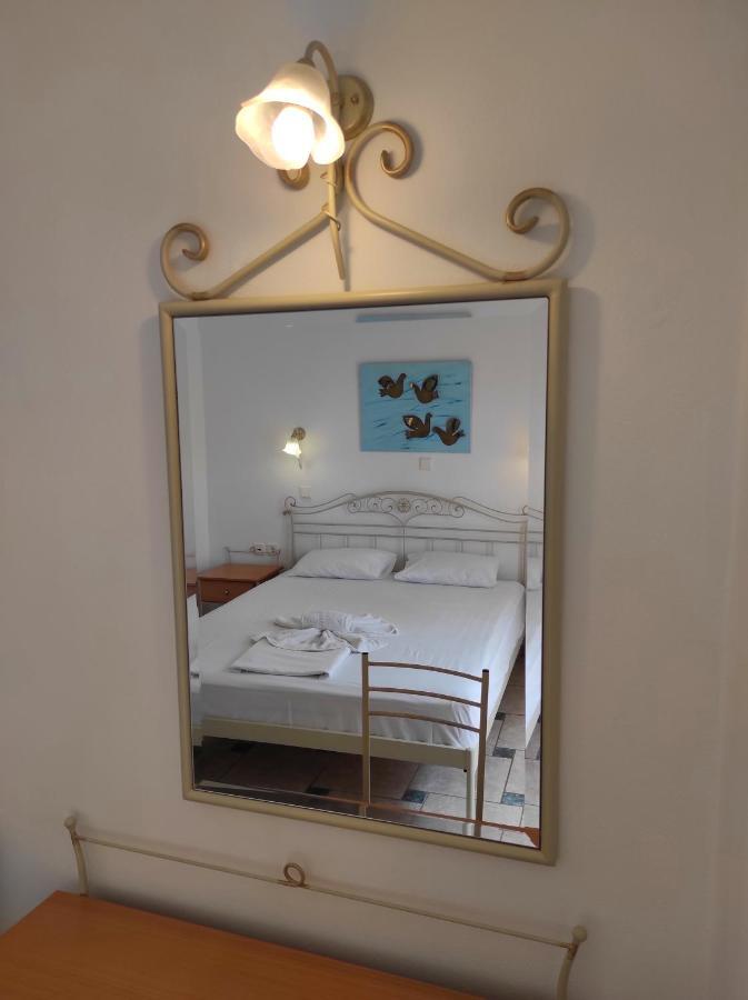 Chrouso Apartments ปัลลูรี ภายนอก รูปภาพ