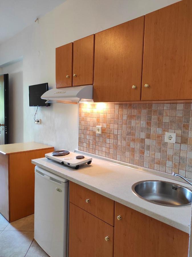 Chrouso Apartments ปัลลูรี ภายนอก รูปภาพ